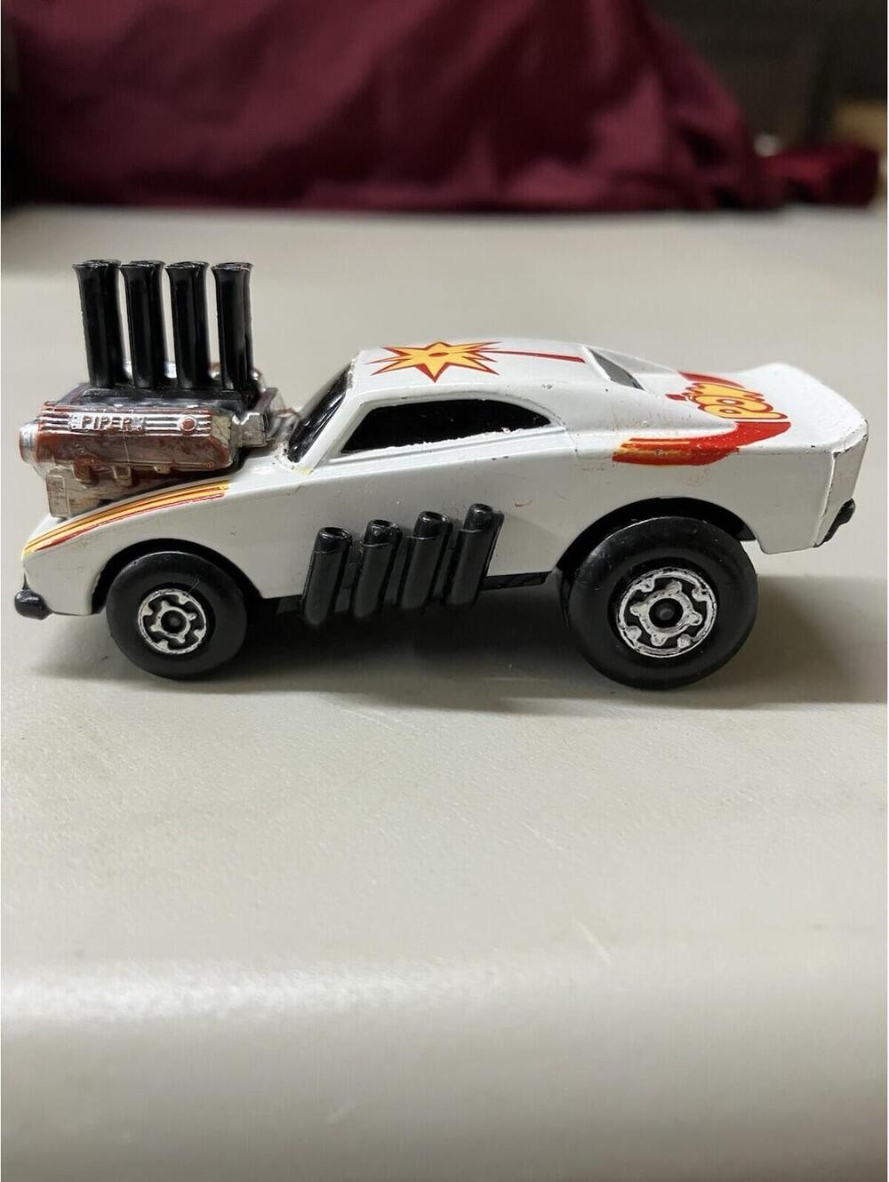 Vintage 1972 Matchbox POW Superfast No III WHITE LIGHTENING Lesney England
